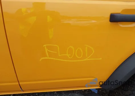 2022 Ford Bronco Black Diamond из США, поврежденный, VIN 1FMEE5DH3NLB35950